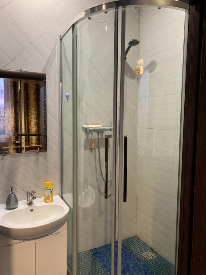 Apartament On Gagarin Avenue Apartment Kyiv Exterior photo